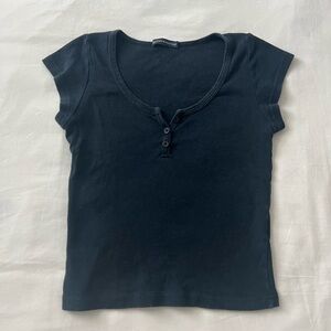 Brandy Melville Zelly Top